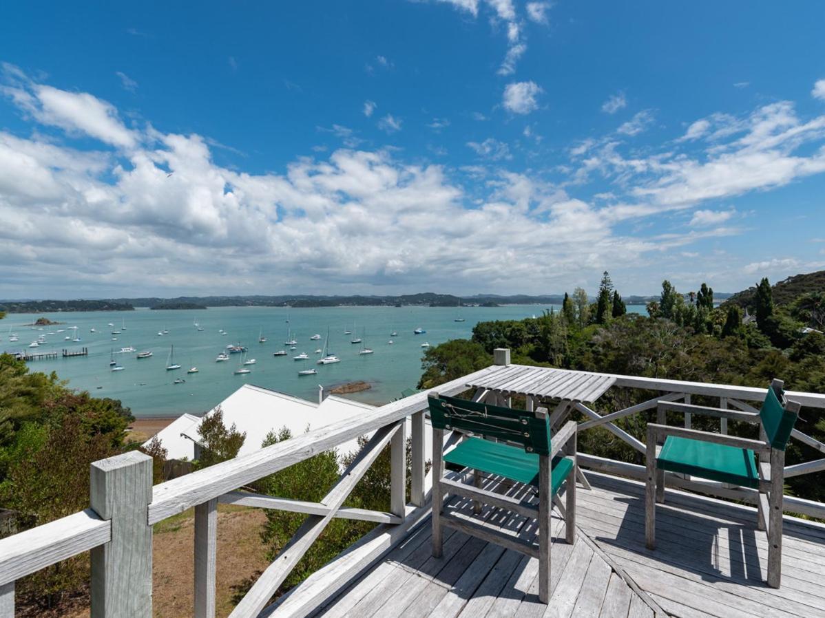 Te Maiki Escape - Russell Holiday Home Buitenkant foto
