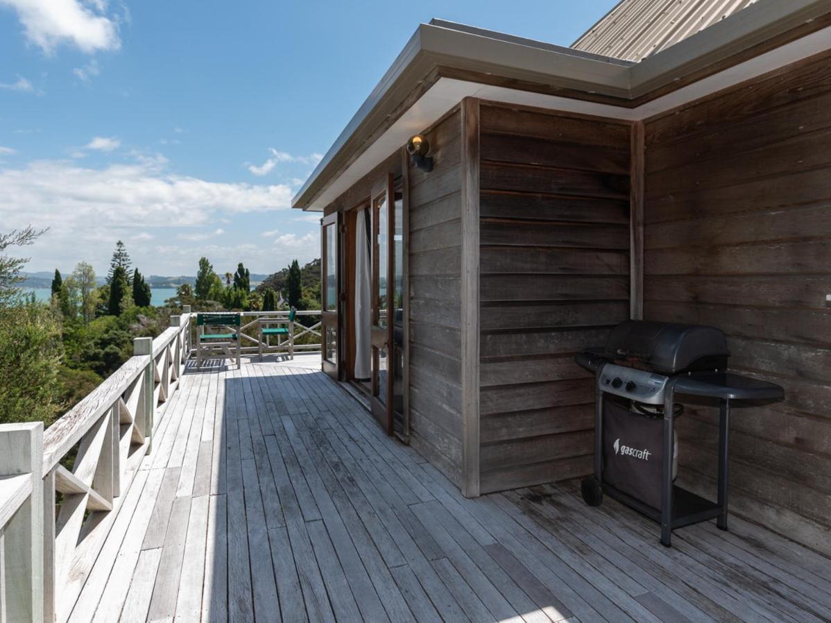 Te Maiki Escape - Russell Holiday Home Buitenkant foto
